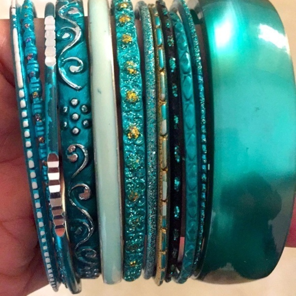 Fashion bracelet / bangles